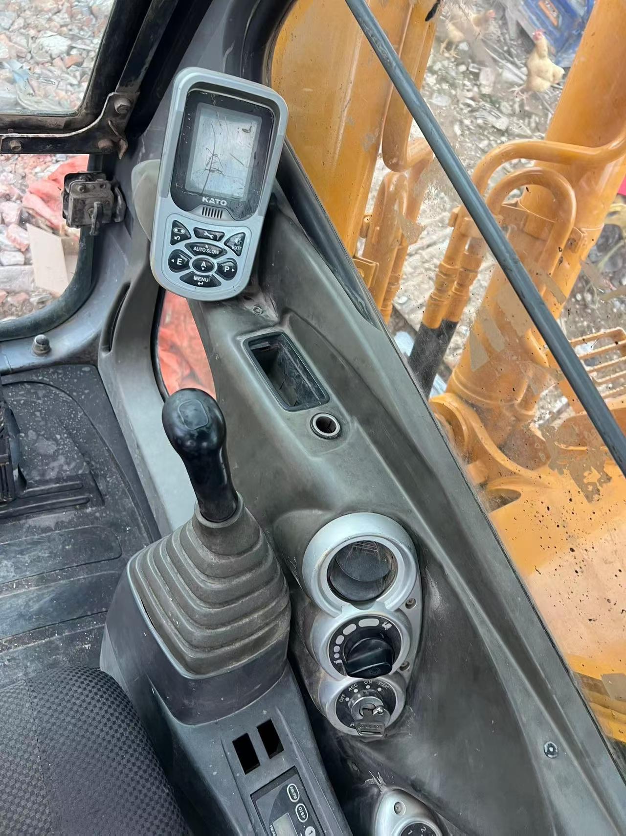Buy Kato Used Excavator / 3