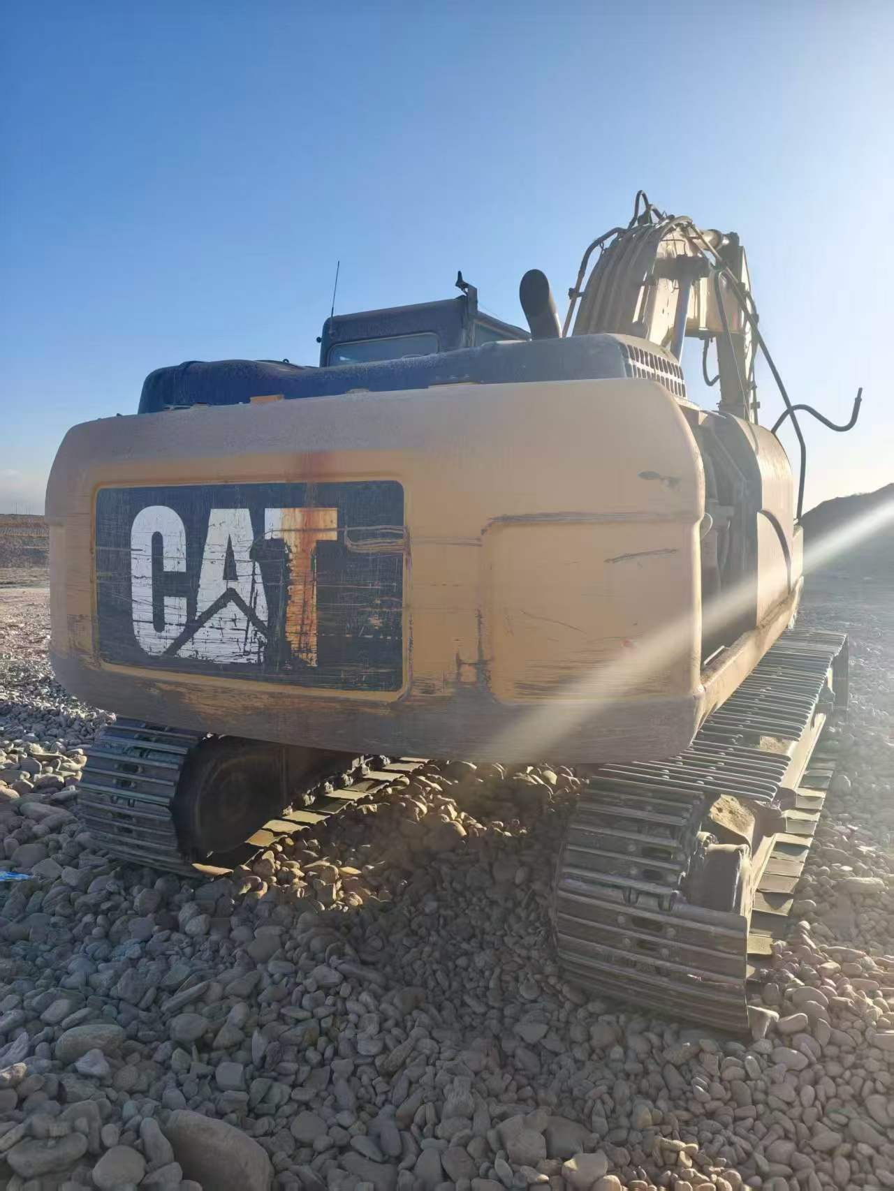 Buy Caterpillar 323D2L Used Excavator / 3