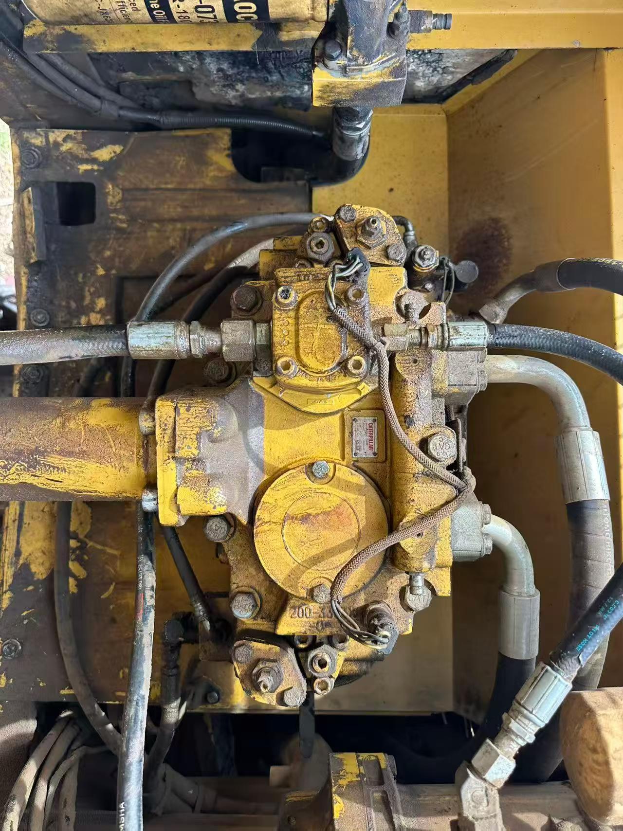 Buy Caterpillar 329D Used Excavator / 5