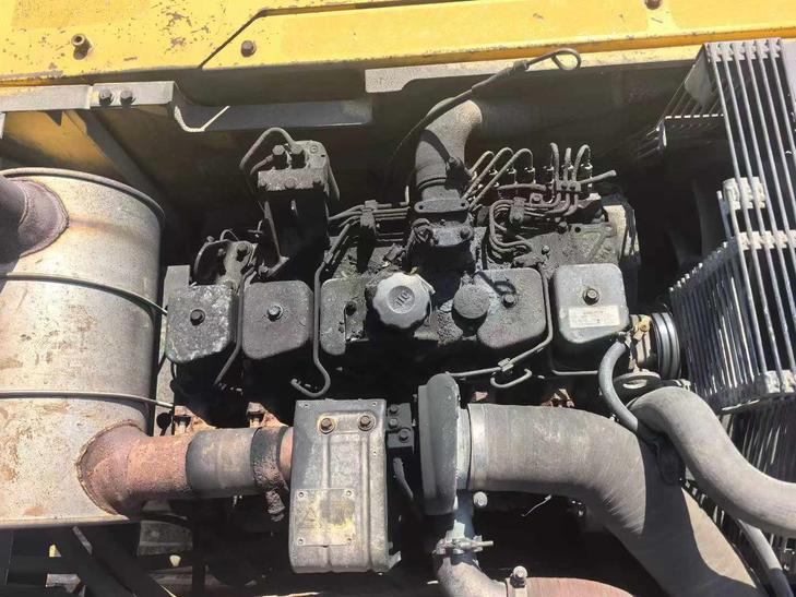 Buy Komatsu PC200-7 Used Excavator / 1