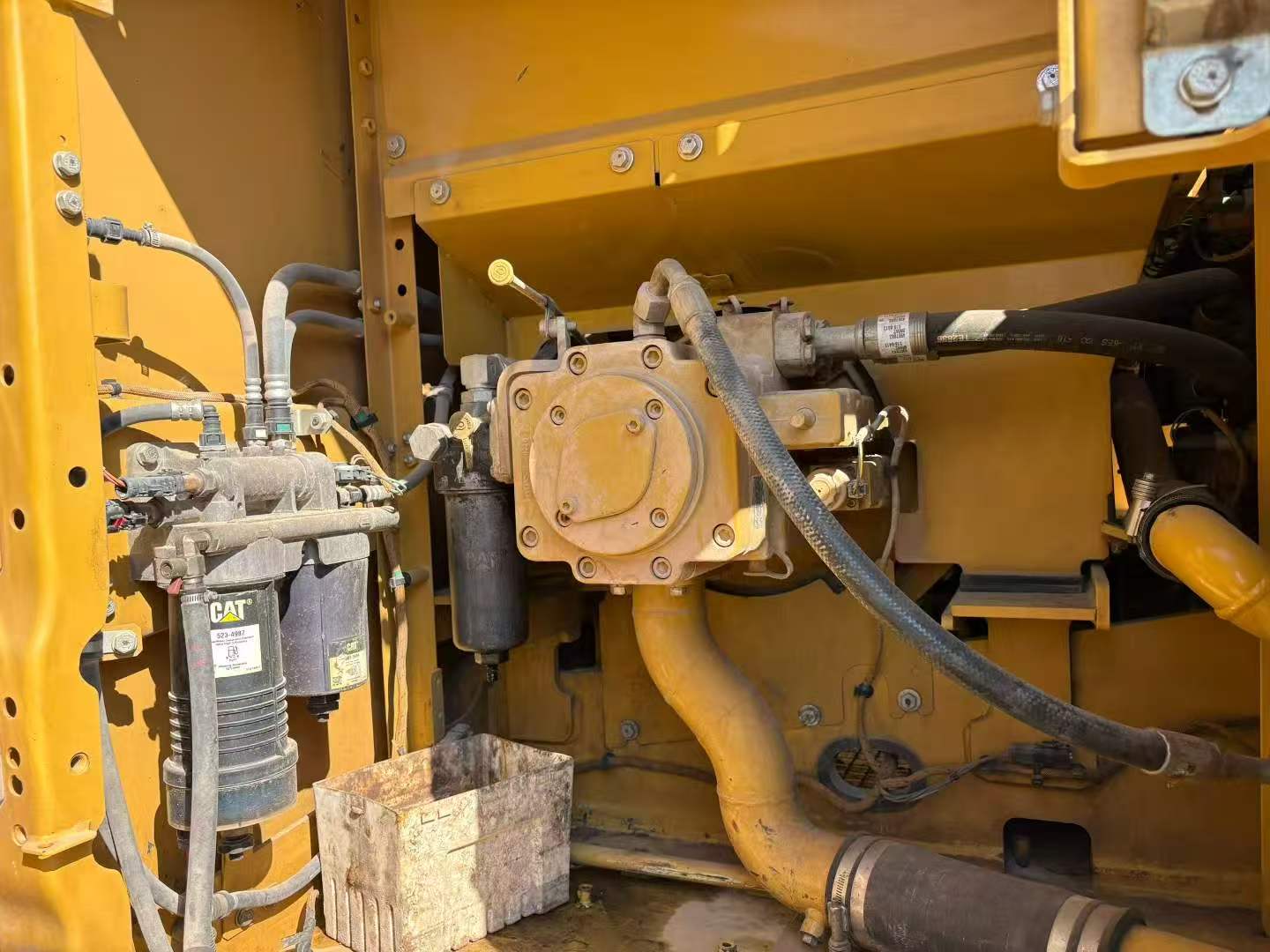 Buy Caterpillar 323 Used Excavator / 7