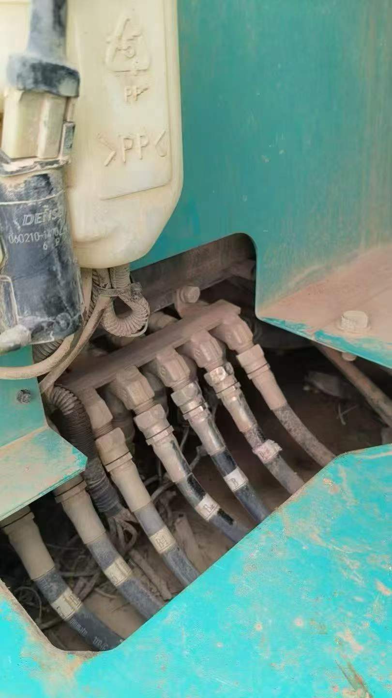 Buy Kobelco SK210 Used Excavator / 6 Buy Kobelco SK210 Used Excavator / 6