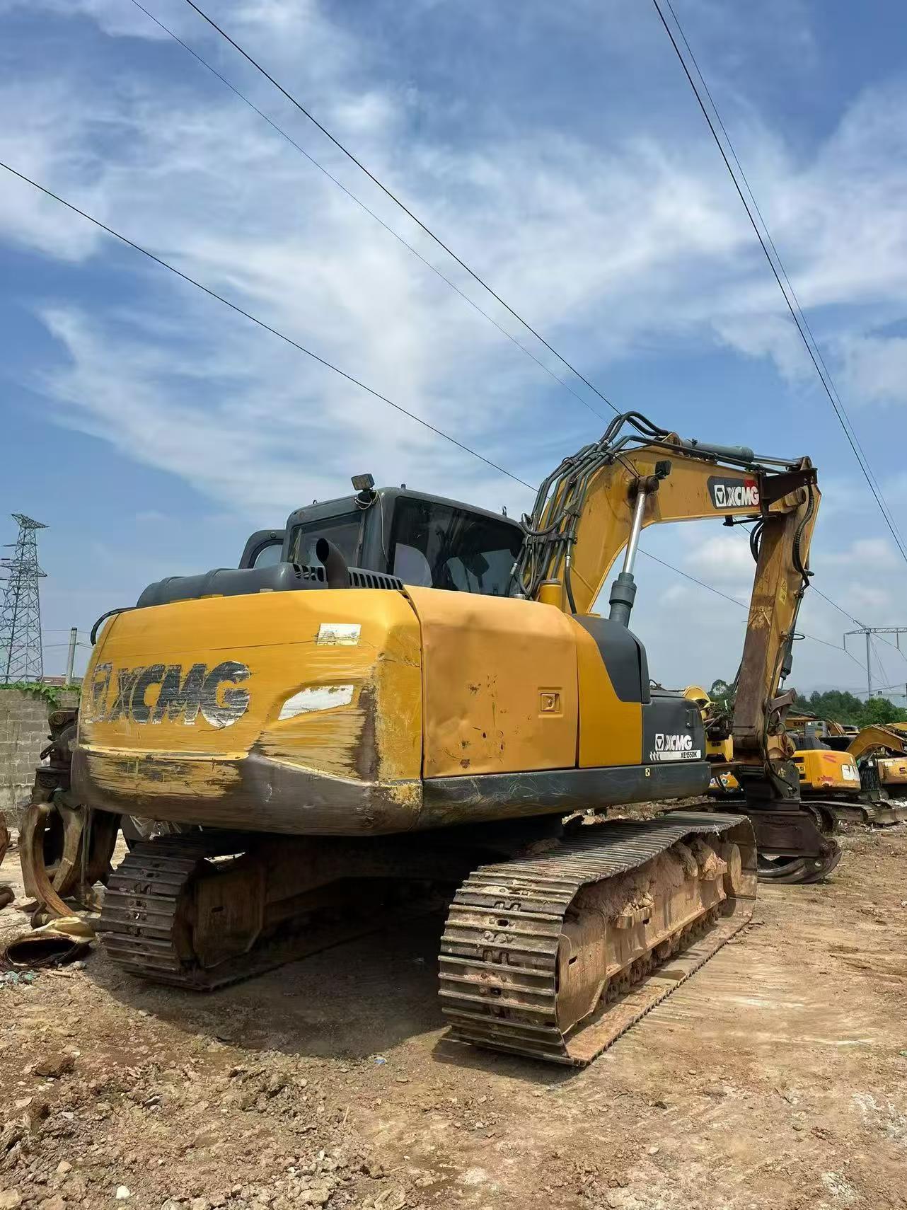 Acheter XCMG XE135B D'occasion Pelle