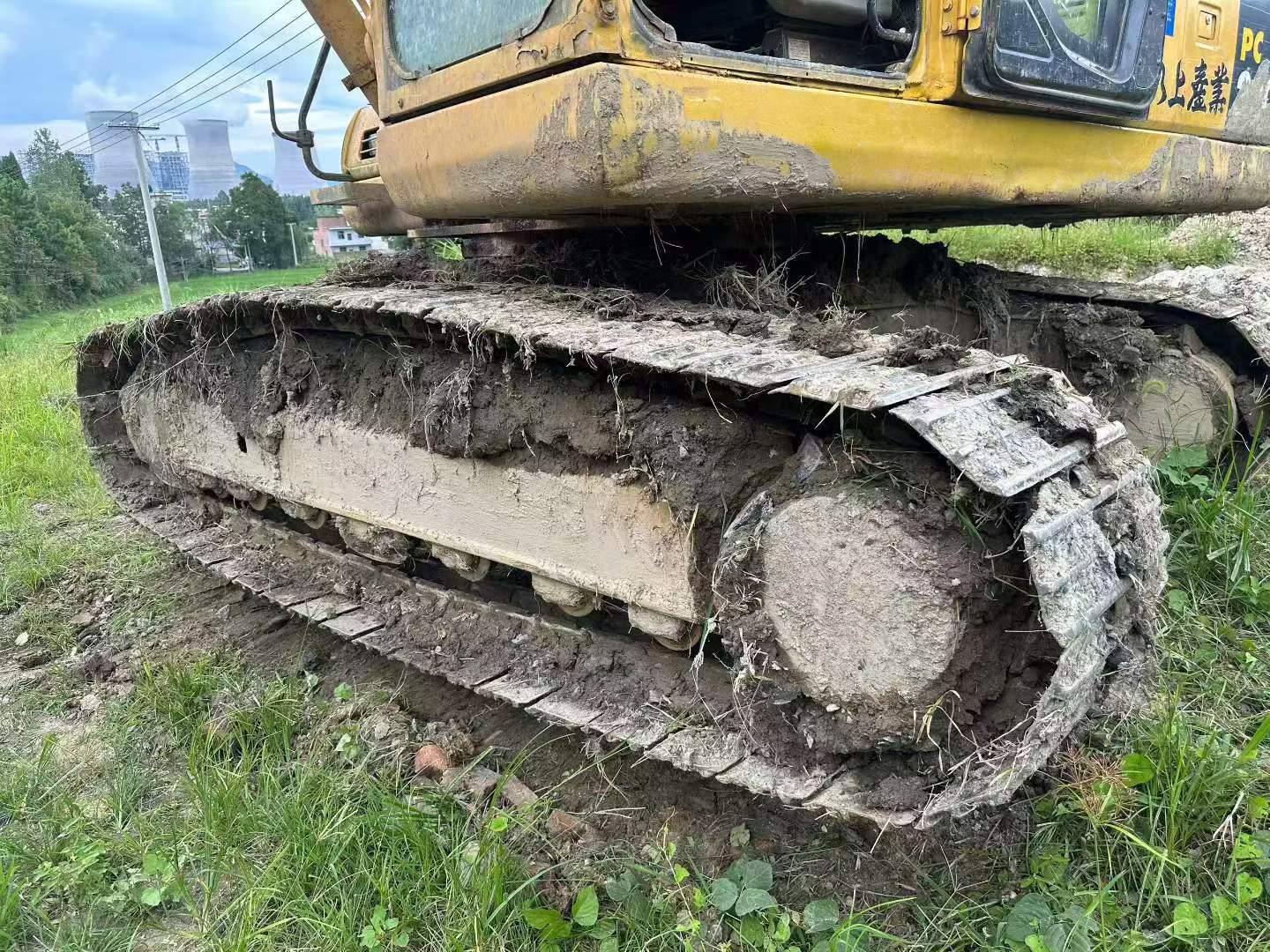 Buy Komatsu PC200 Used Excavator / 5 Buy Komatsu PC200 Used Excavator / 5