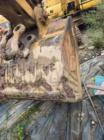 Buy Komatsu PC220-8 Used Excavator / 4 Buy Komatsu PC220-8 Used Excavator / 4