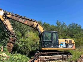 Buy Caterpillar 320D Used Excavator / 5 Buy Caterpillar 320D Used Excavator / 5