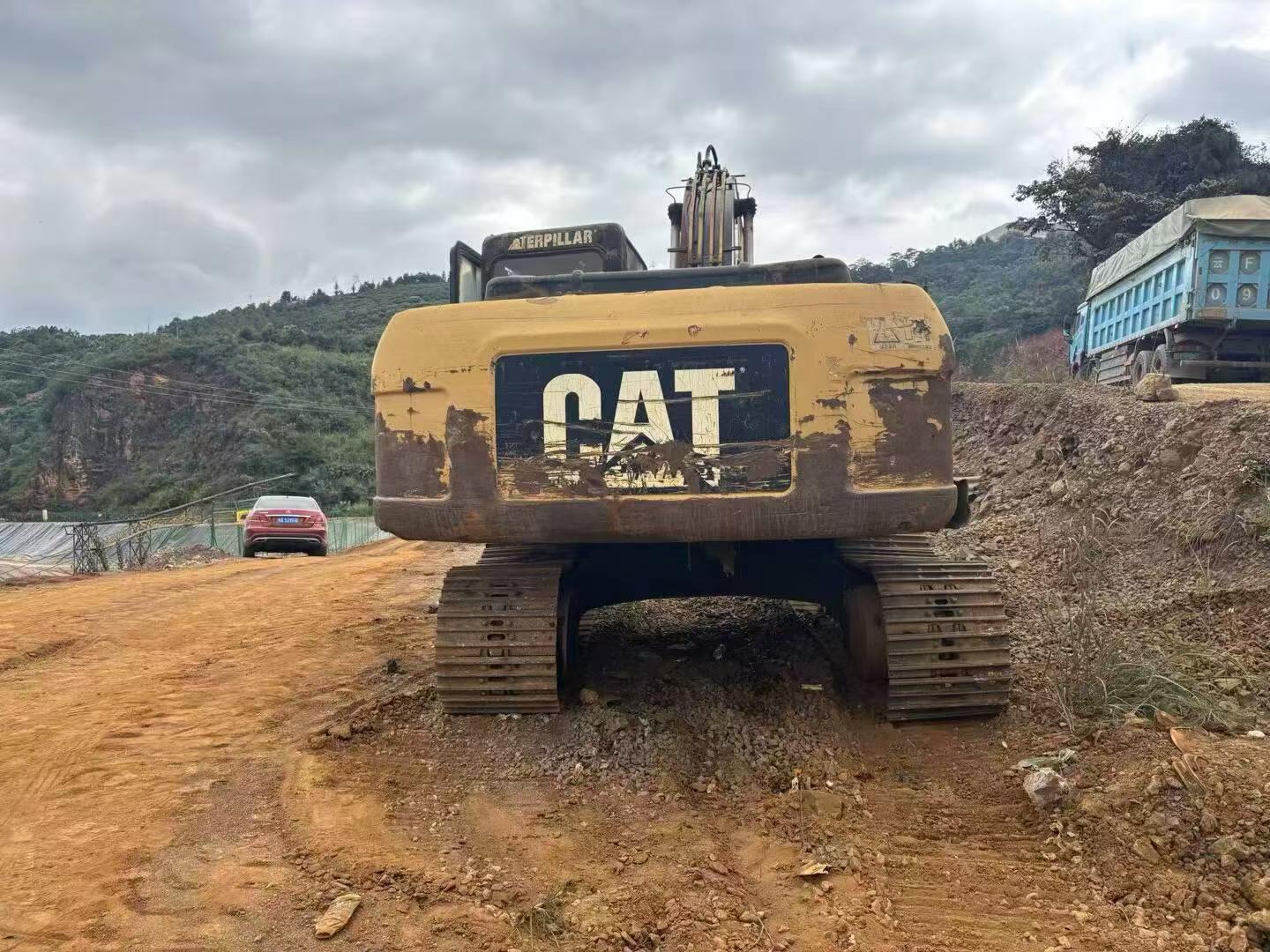 Buy Caterpillar 320D Used Excavator / 3