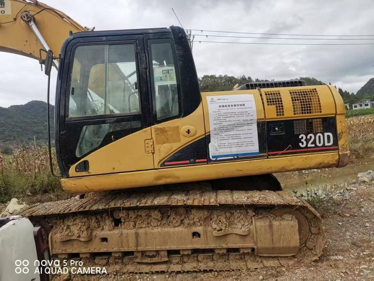 Buy Caterpillar 320D Used Excavator / 1