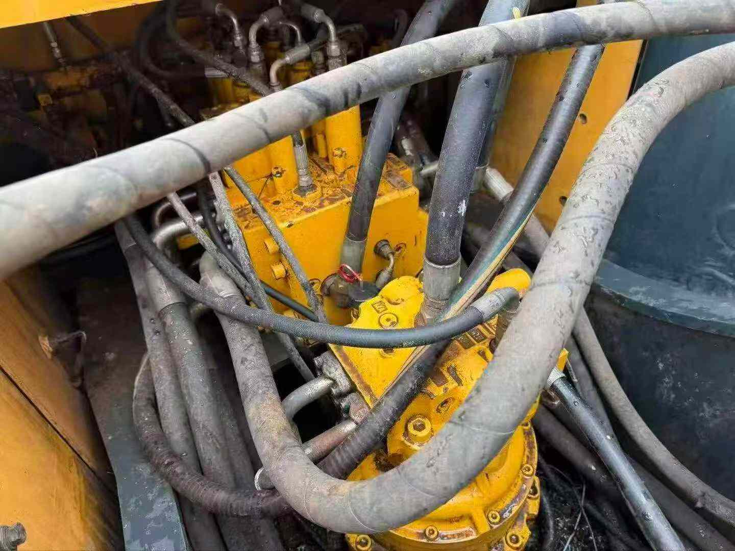 Buy Hyundai R215-7 Used Excavator / 5