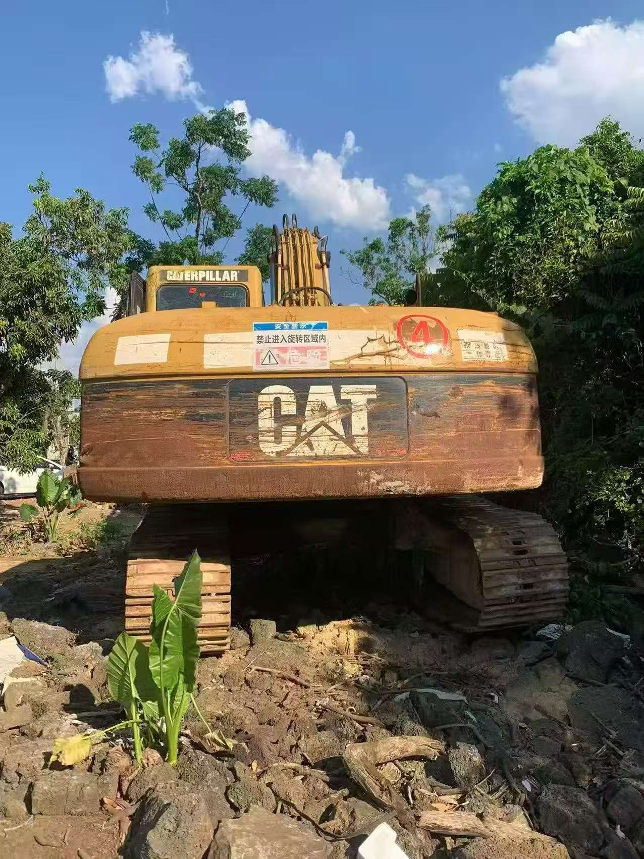 Buy Caterpillar 320C Used Excavator / 2