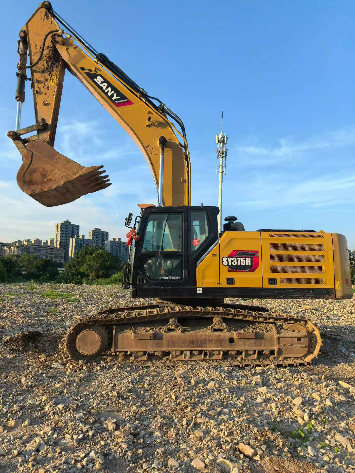 Buy Sany SY375H Used Excavator / 5