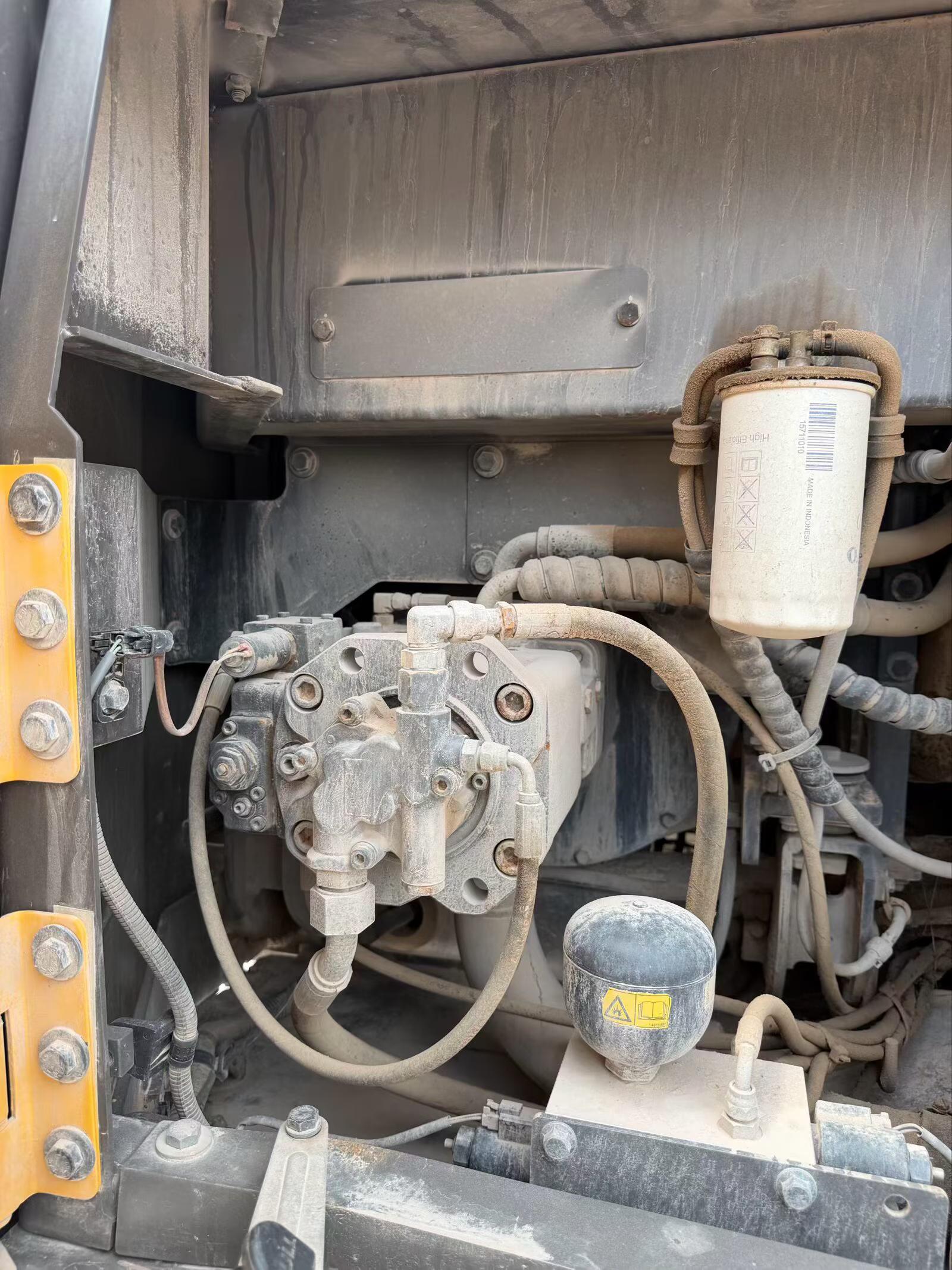 Buy Volvo L120E Used Excavator / 4