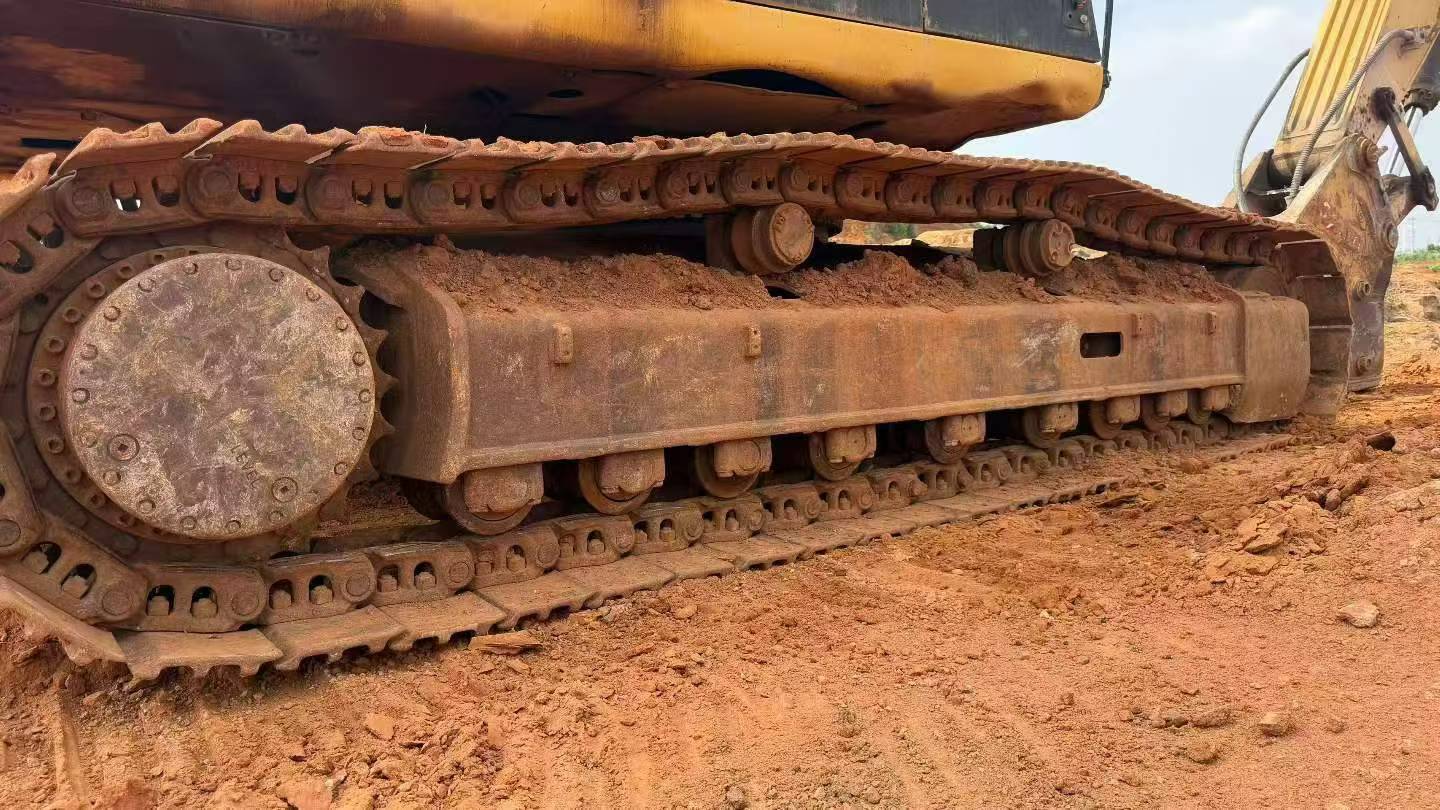Buy Caterpillar 349E Used Excavator / 4