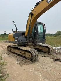 Buy XCMG XE135B Used Excavator / 2 Buy XCMG XE135B Used Excavator / 2