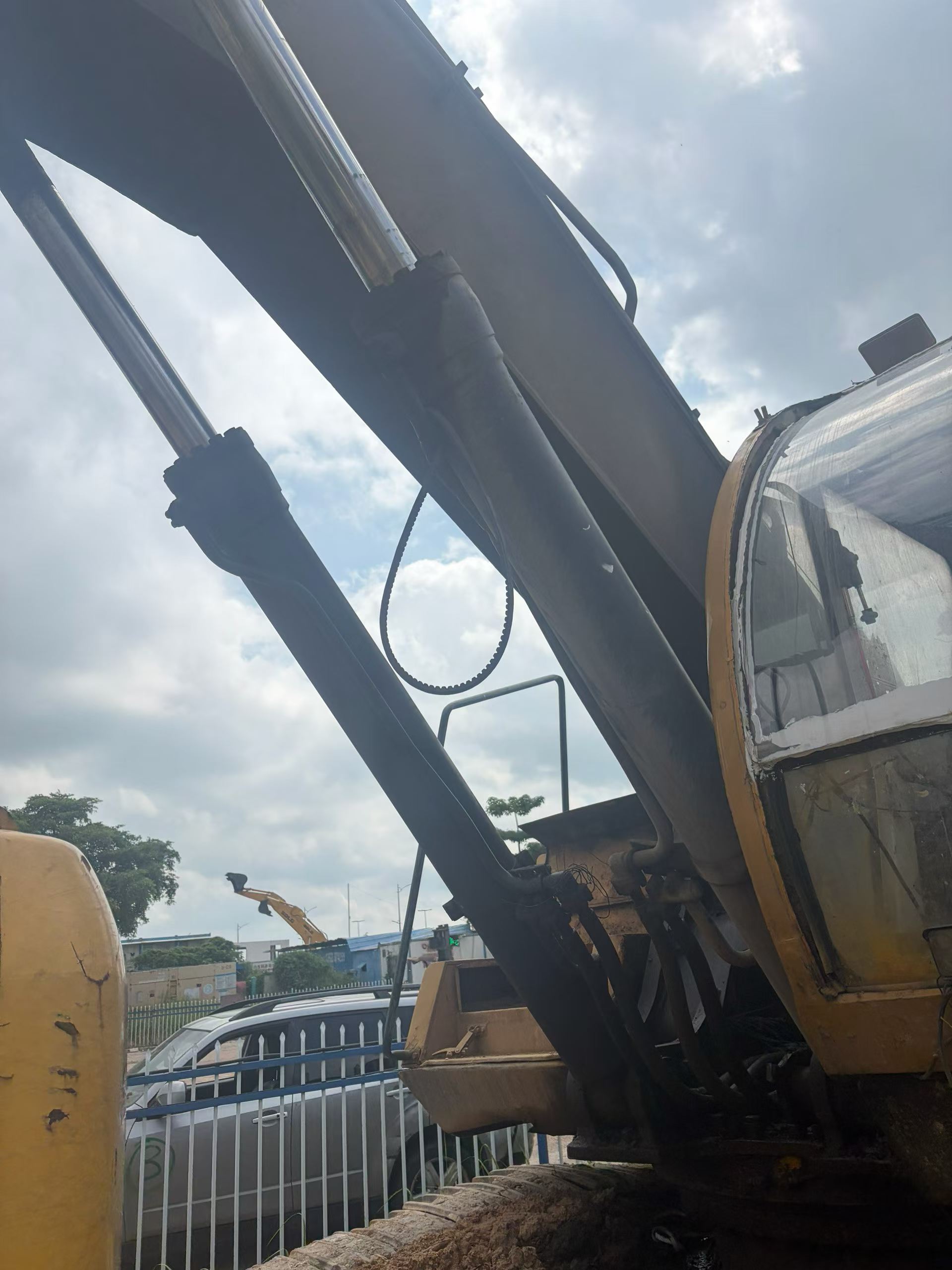 Buy Komatsu PC400 Used Excavator / 3