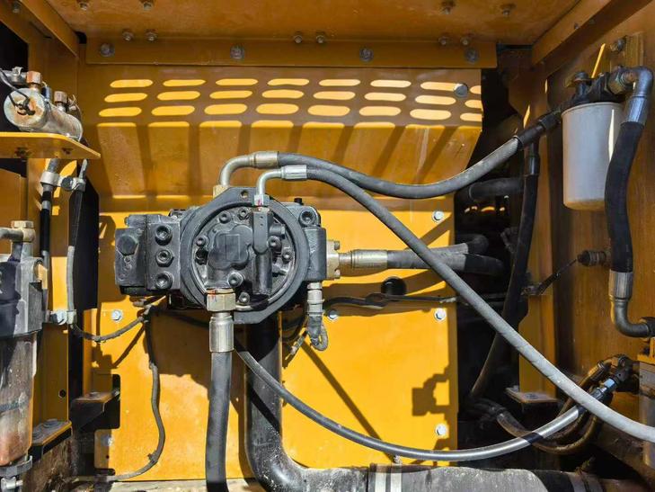 Buy Sany Used Excavator / 1