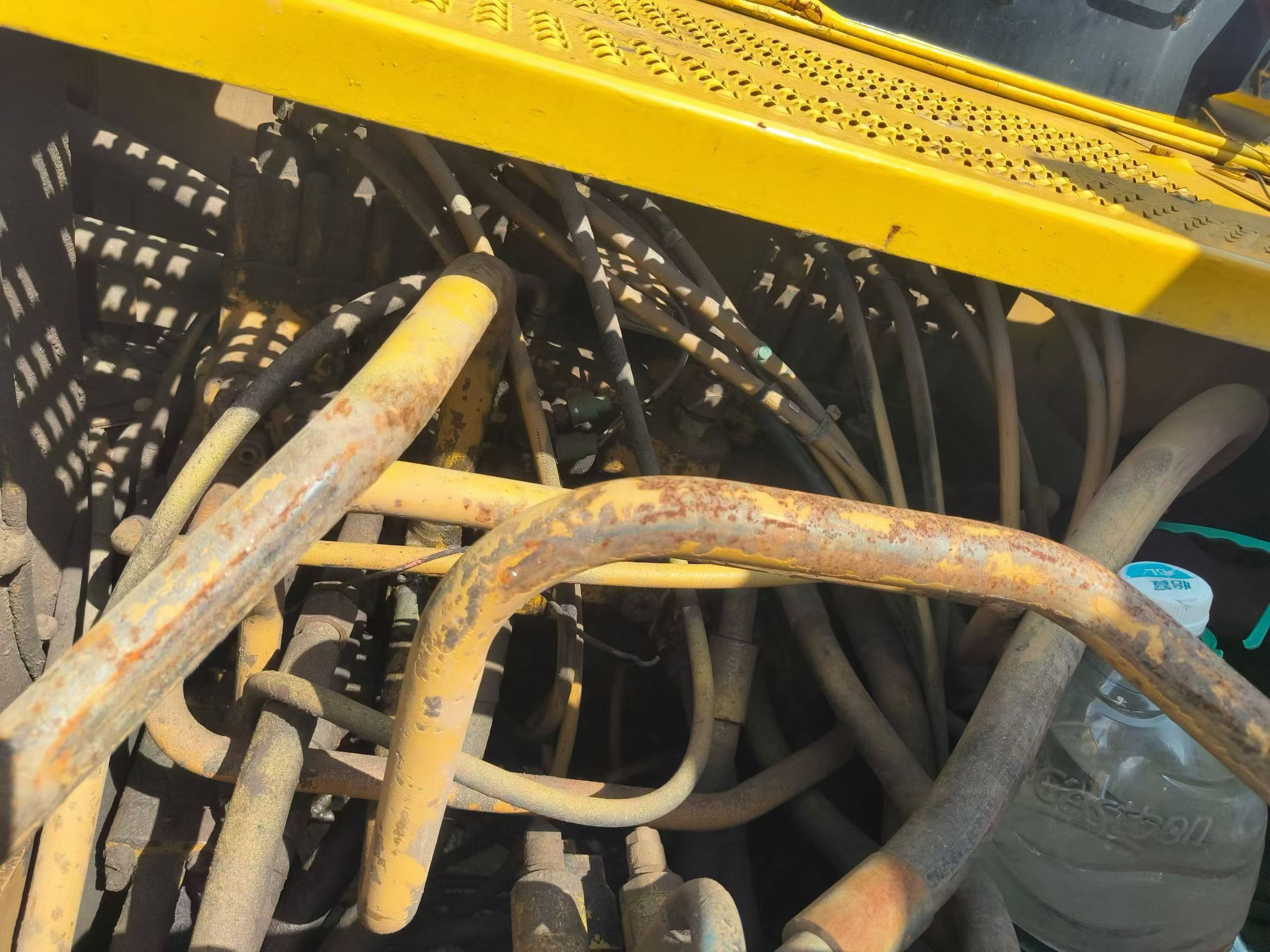 Buy Caterpillar 320B Used Excavator / 6