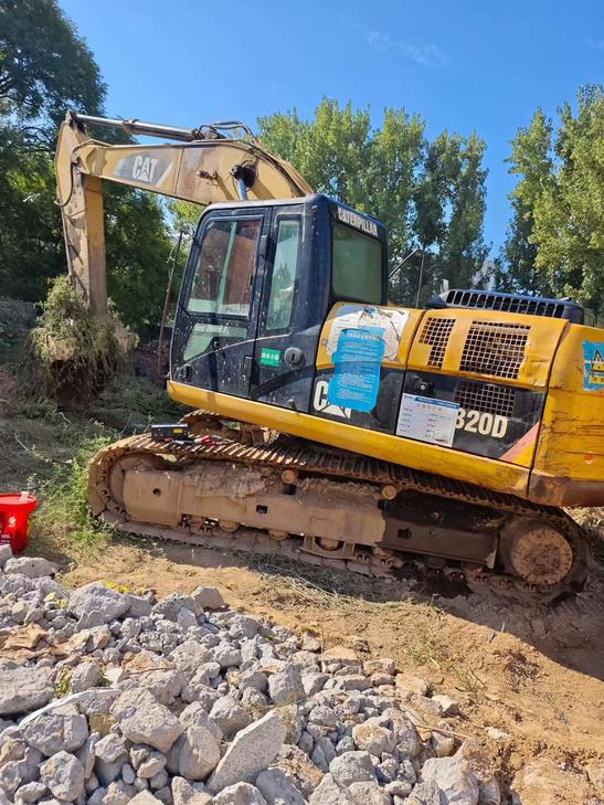 Buy Caterpillar 320D Used Excavator / 1