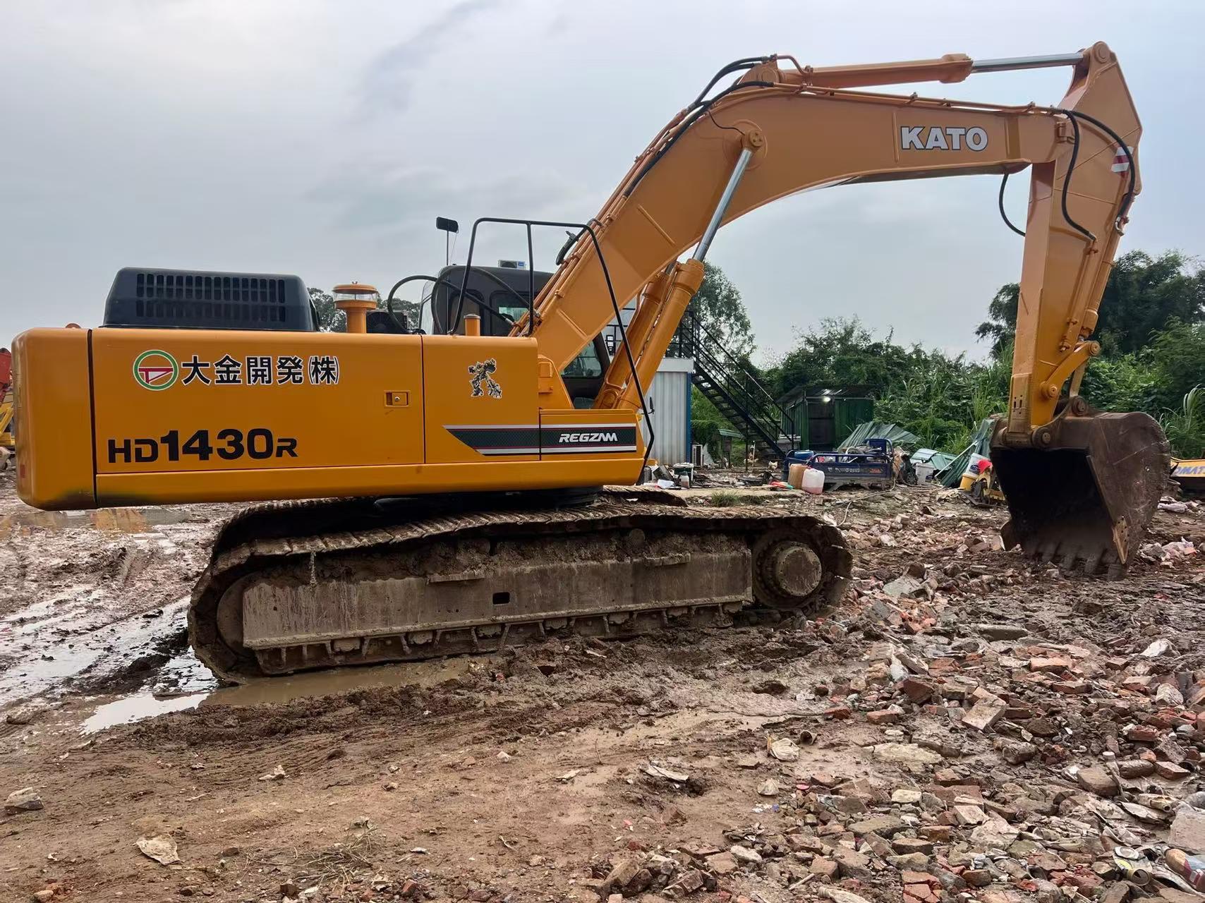 Buy Kato Used Excavator / 2