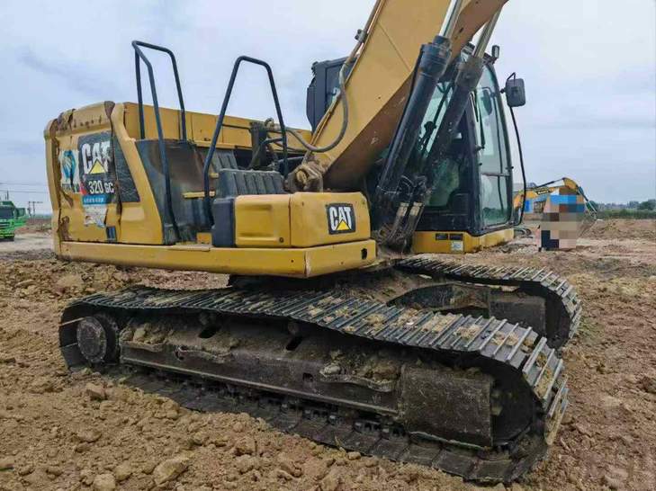 Buy Caterpillar 320GC Used Excavator / 1