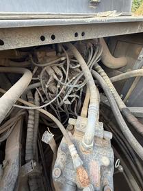 Buy Sumitomo SH210-5 Used Excavator / 4 Buy Sumitomo SH210-5 Used Excavator / 4