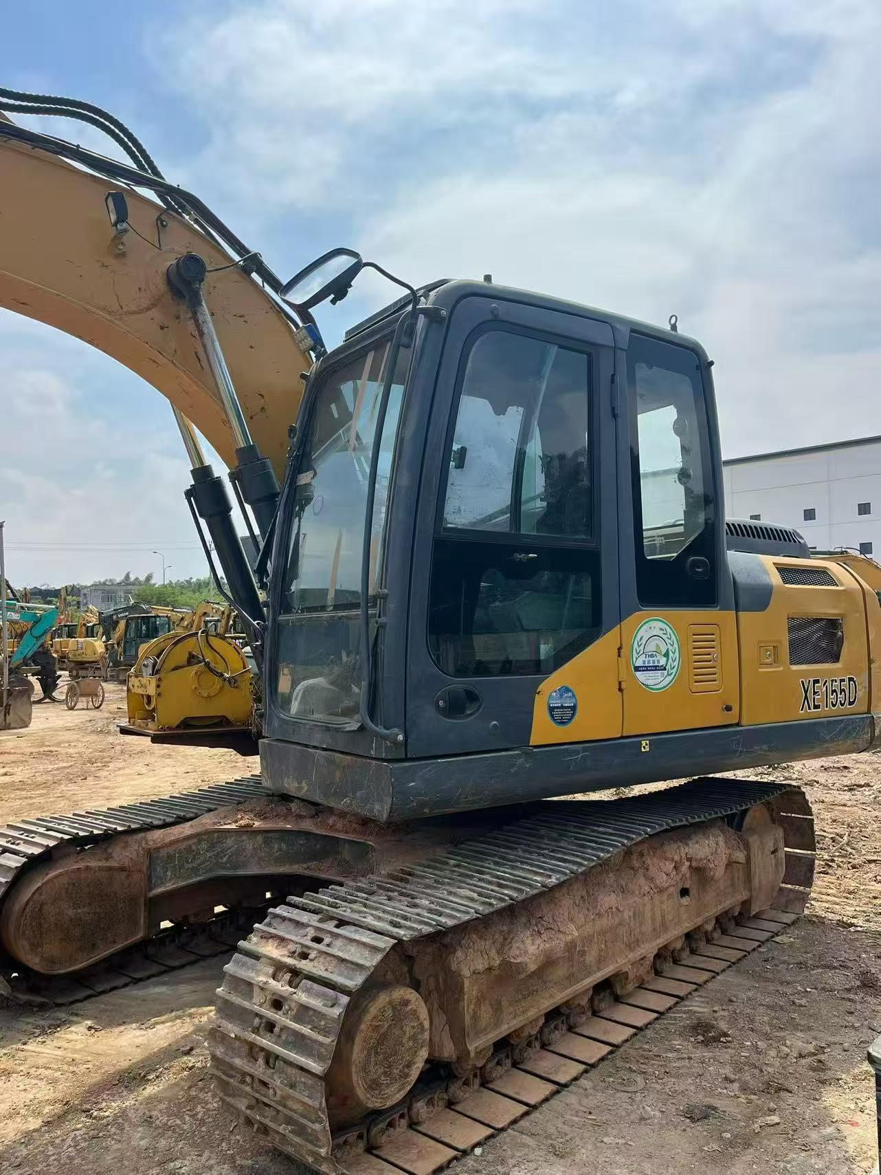 Acheter Pelle XCMG XE135B d'occasion / 2