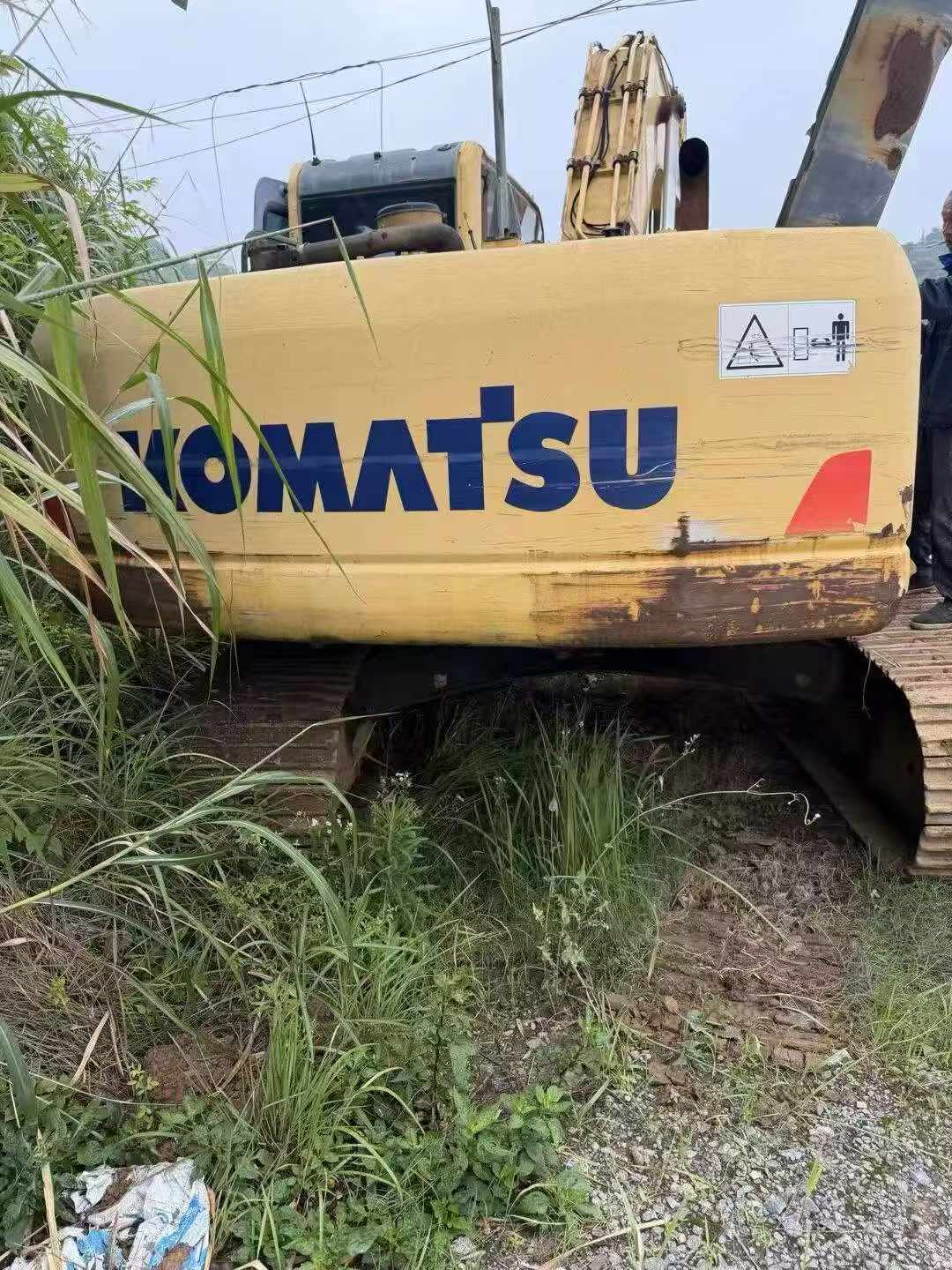 Buy Komatsu PC240-6 Used Excavator / 2