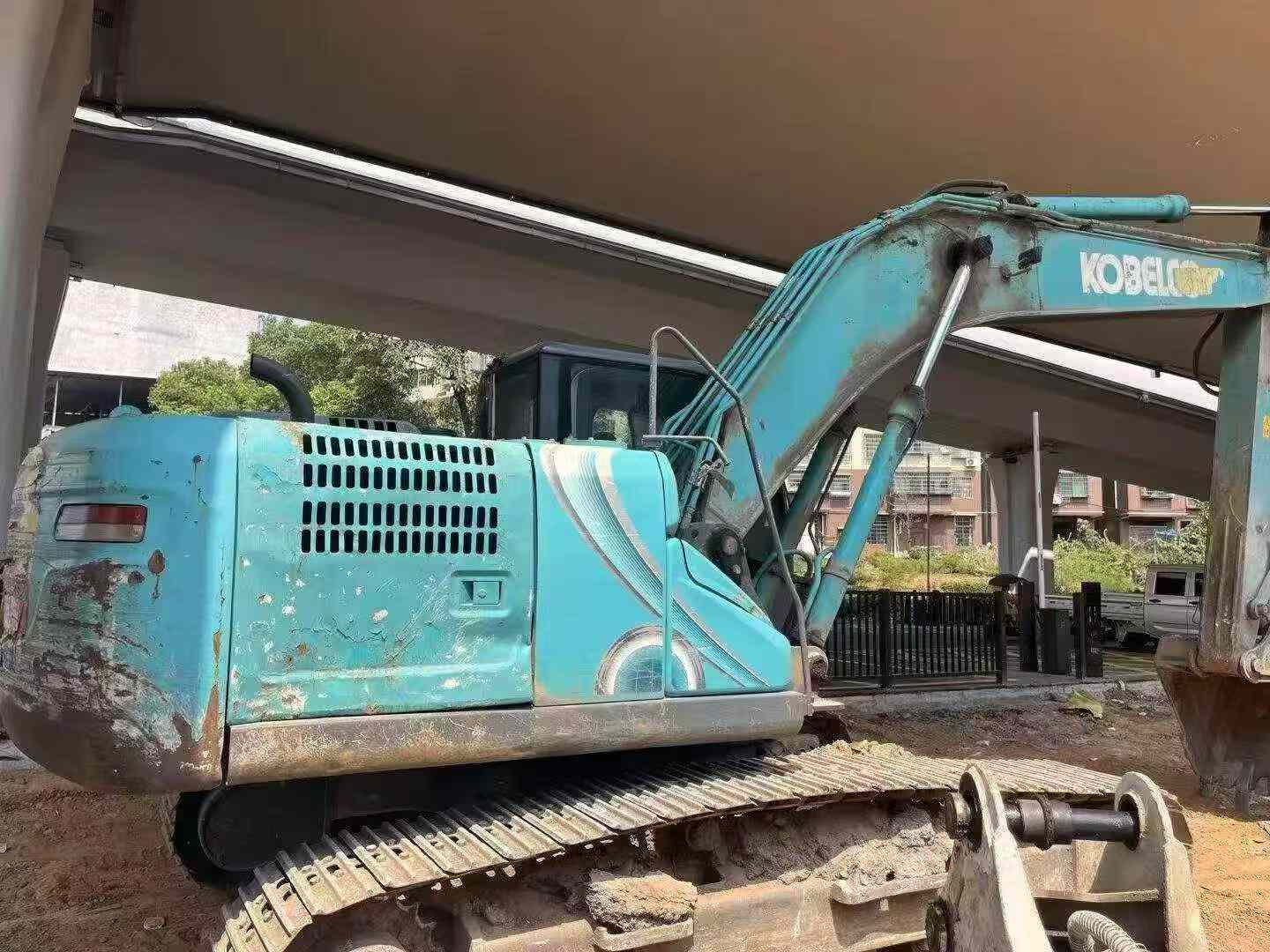 Buy Kobelco SK210-6 Used Excavator / 6 Buy Kobelco SK210-6 Used Excavator / 6