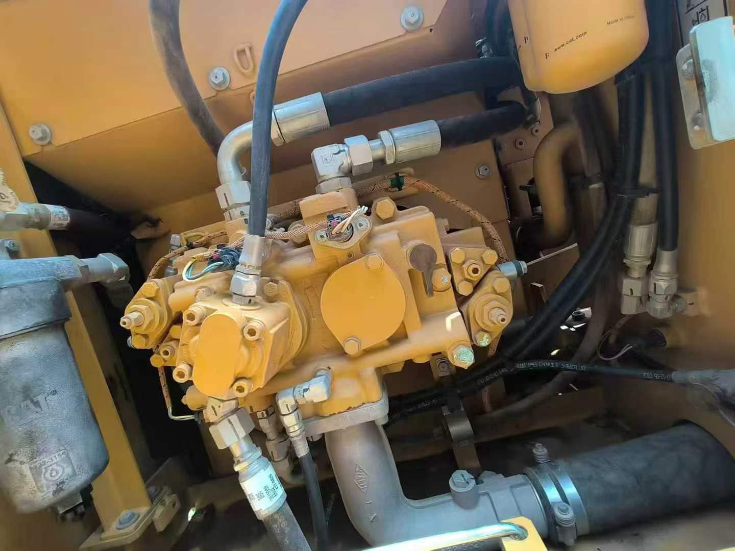 Buy Caterpillar M318 Used Excavator / 5