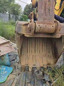 Buy Komatsu PC220-8 Used Excavator / 3 Buy Komatsu PC220-8 Used Excavator / 3
