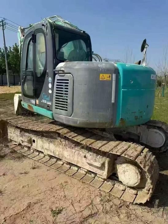 Buy Kobelco SK135 Used Excavator / 1