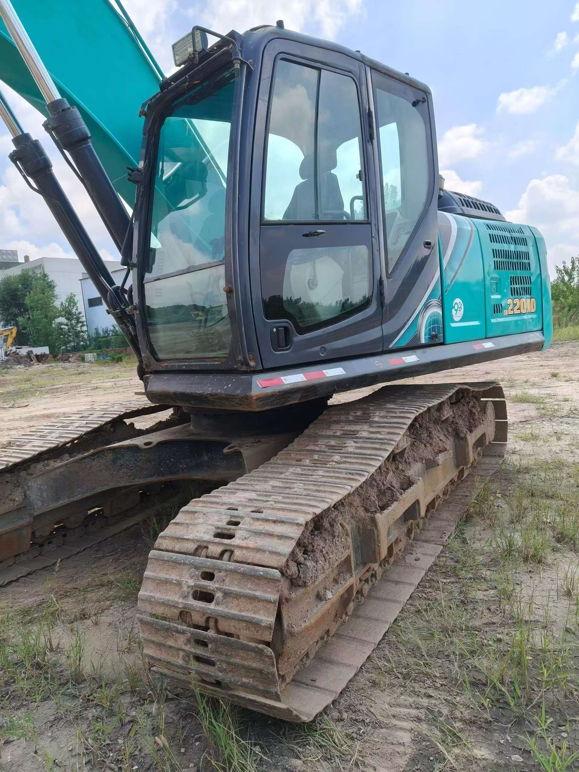 Buy Kobelco SK220 Used Excavator / 8