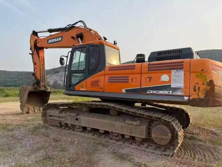 Buy Doosan DX380LC-5 Used Excavator / 1