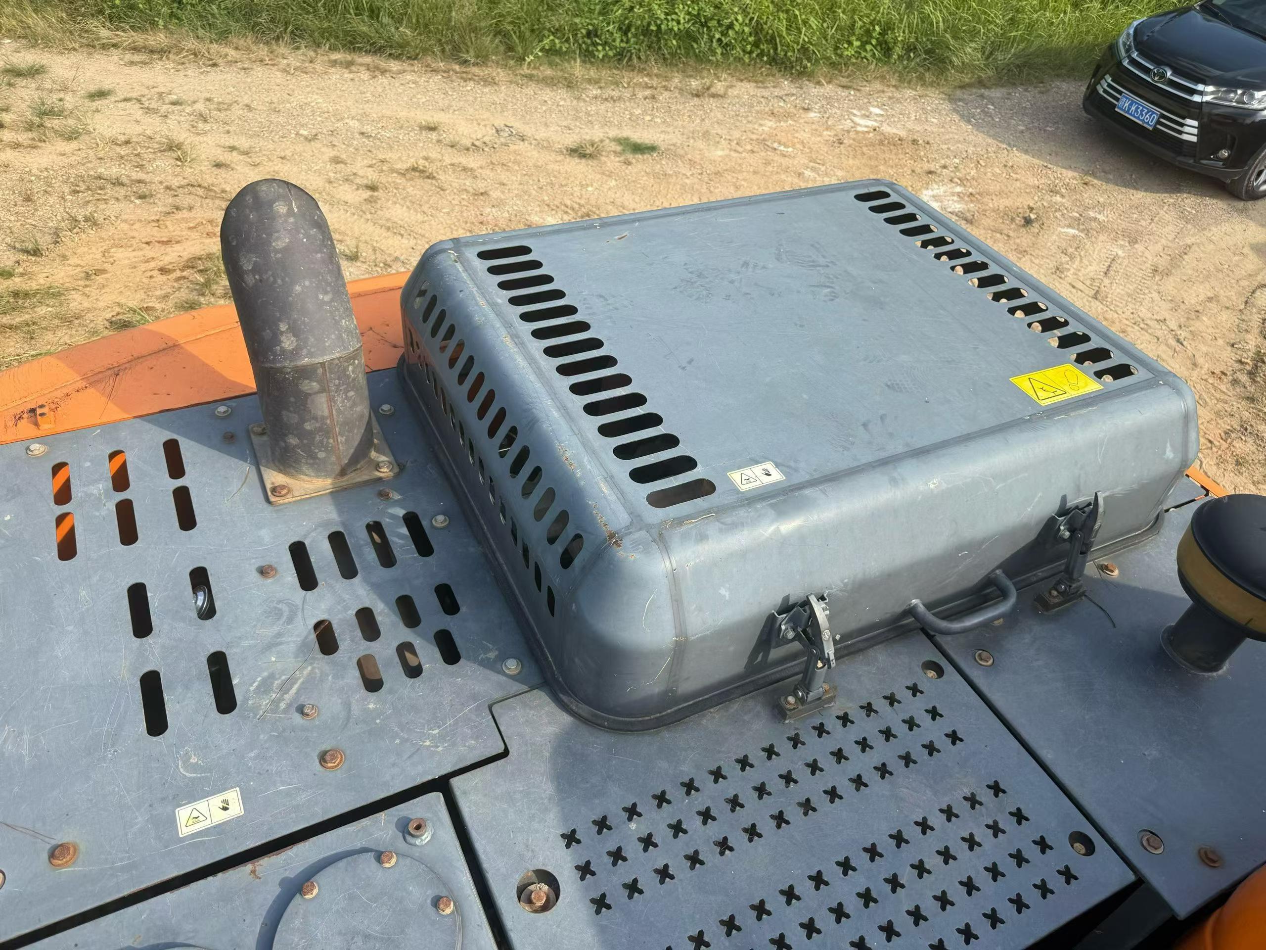 Buy Doosan DH200-3 Used Excavator / 9