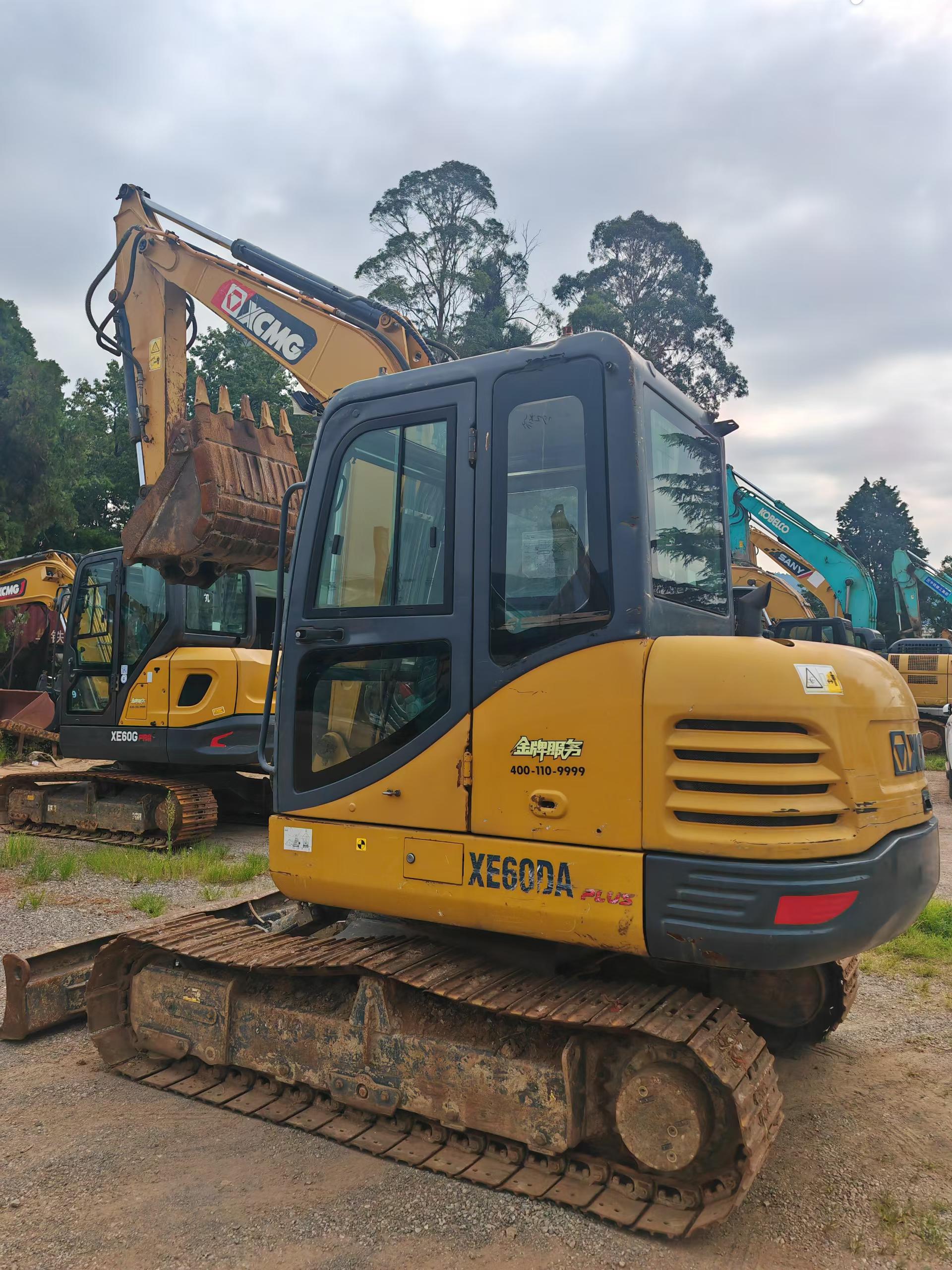 Buy XCMG XE60 Used Excavator / 2