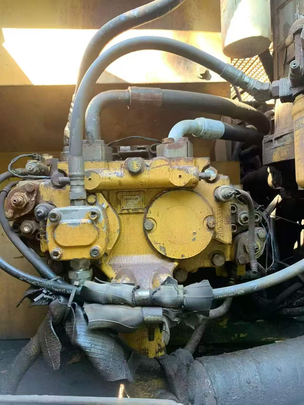 Buy Caterpillar 320C Used Excavator / 4
