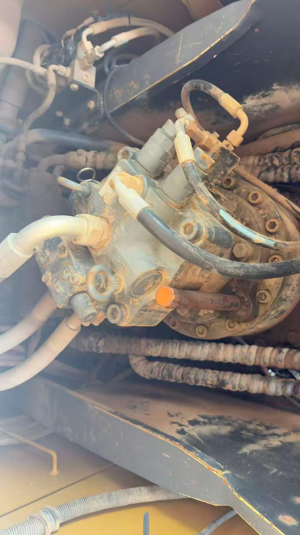Buy XCMG XE215 Used Excavator