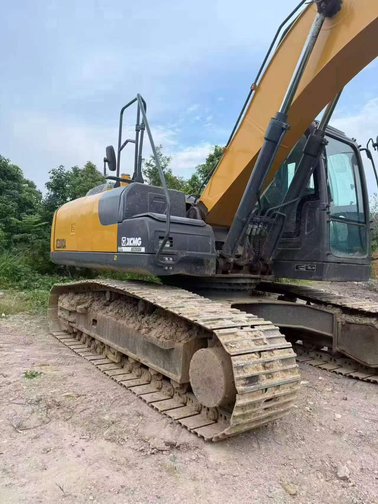 Compre Excavadora XCMG XE200 Usada / 2