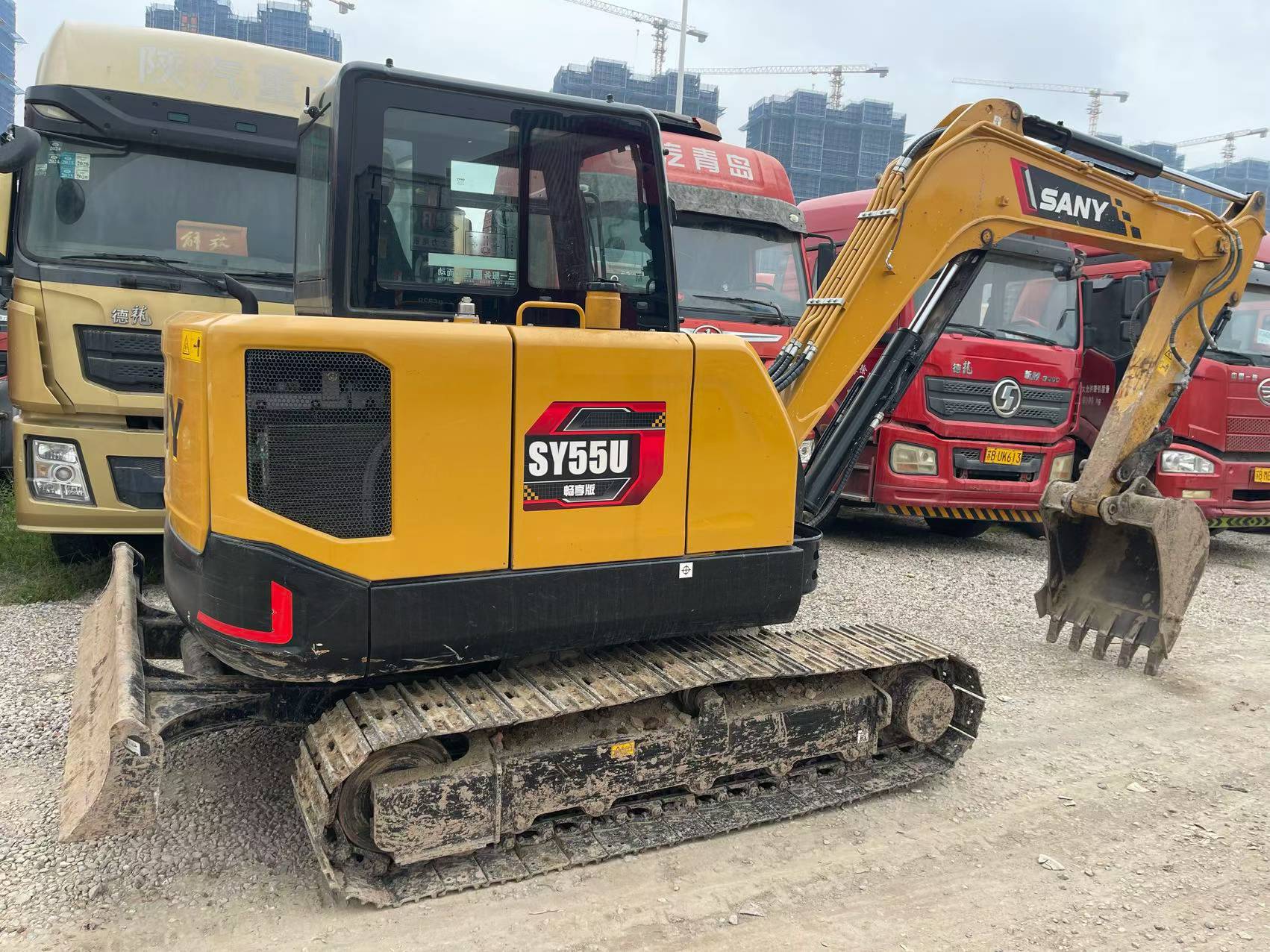 Compre Excavadora Sany SY55 Usada / 2
