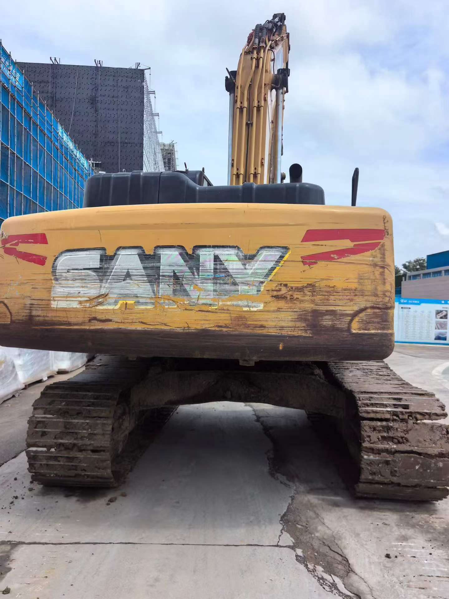 Купить Sany SY215C Подержанный Экскаватор