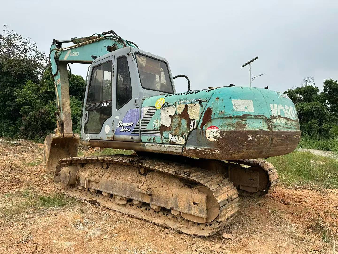 Acheter Kobelco SK200-5.5 D'occasion Pelle