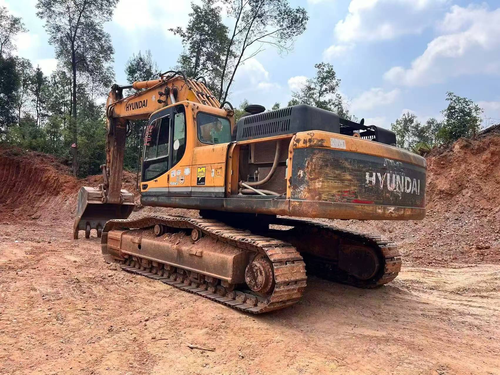 Compre Excavadora Hyundai R385LC-9 Usada / 4