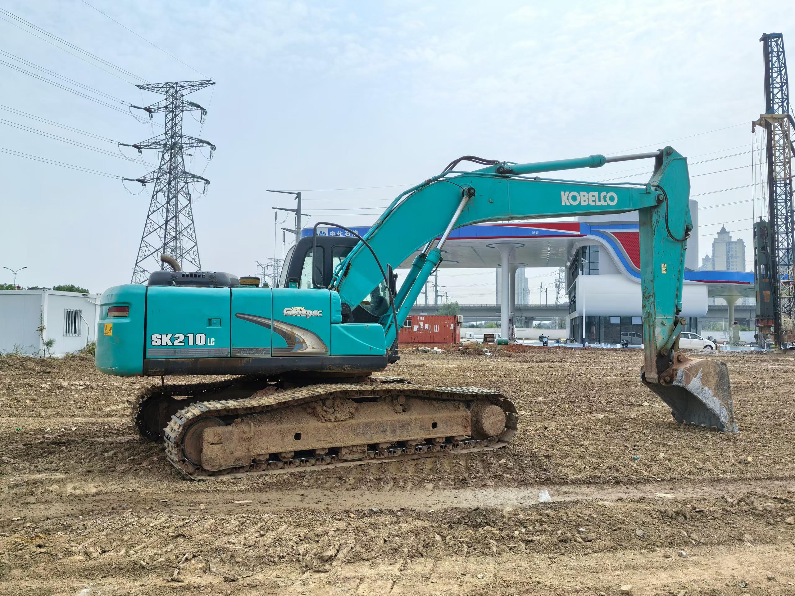 Compre Excavadora Kobelco SK210 Usada / 3