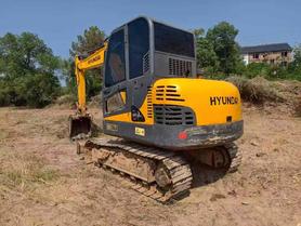 Acheter Pelle Caterpillar CT60 d'occasion / 2 Acheter Pelle Caterpillar CT60 d'occasion / 2