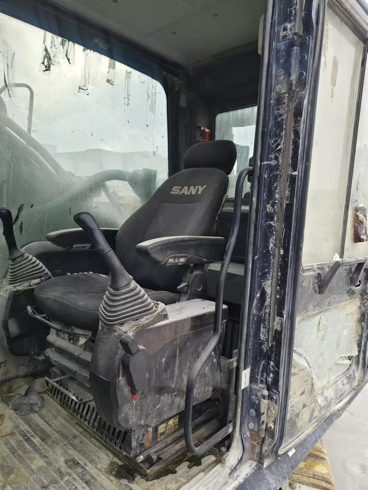 Compre Excavadora Sany SY415H Usada / 5