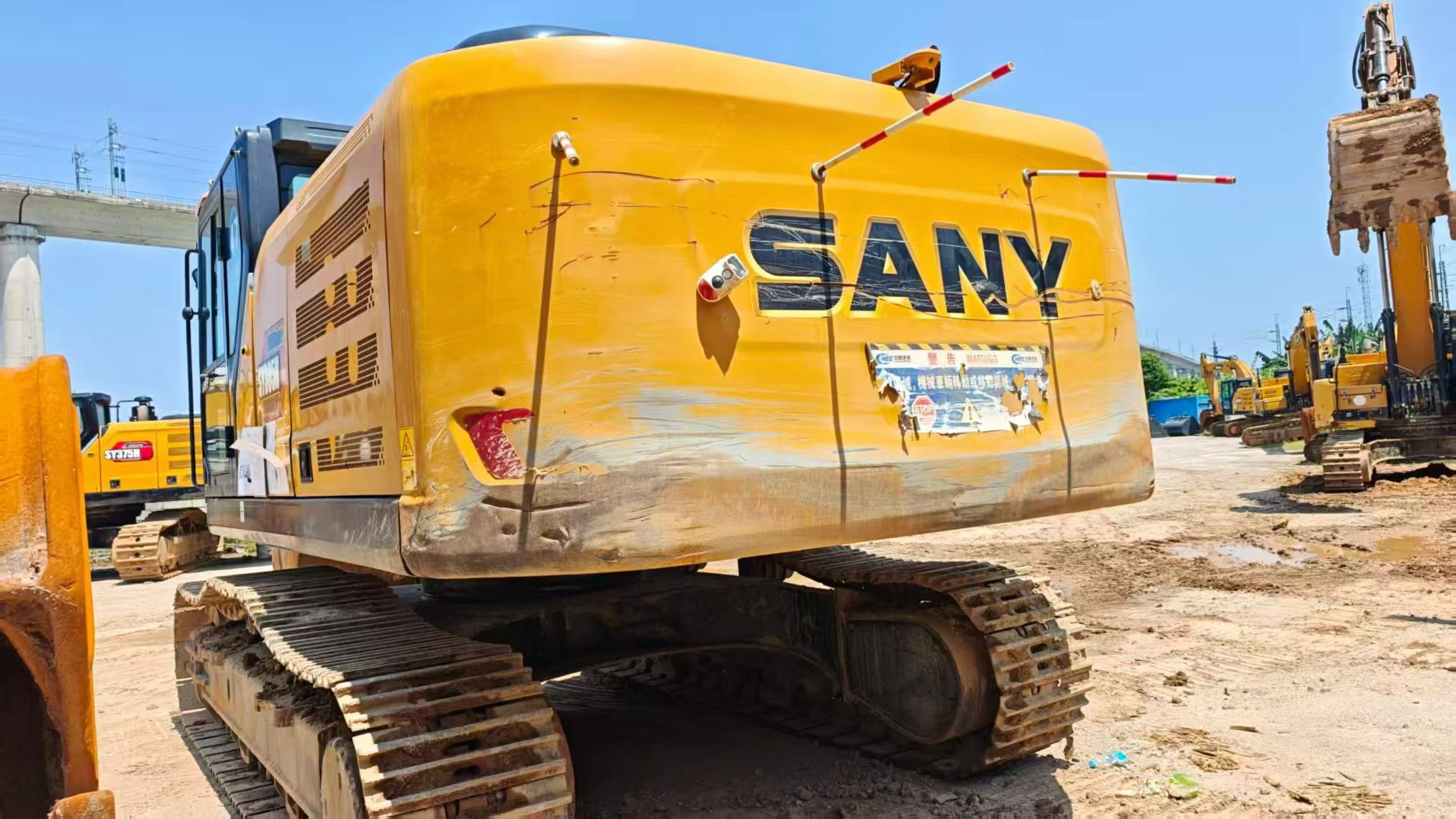 Buy Sany SY305C Used Excavator / 3 Buy Sany SY305C Used Excavator / 3