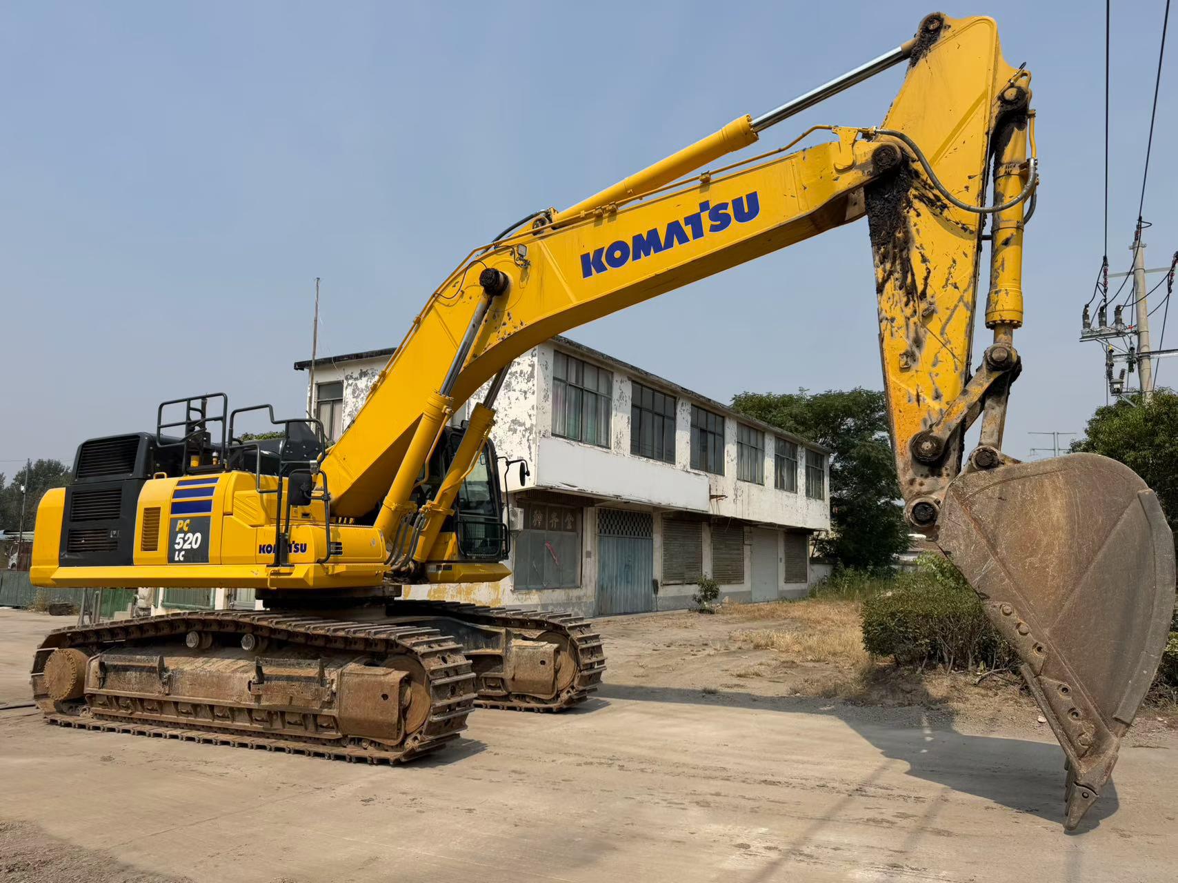 Compre Excavadora Komatsu PC520LC-11M0 Usada / 2