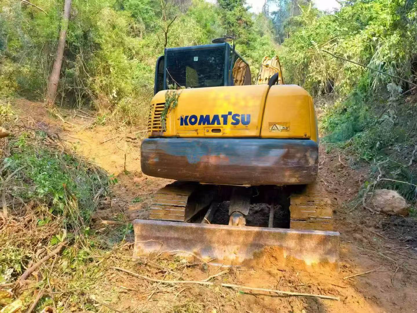 Buy Komatsu PC70 Used Excavator