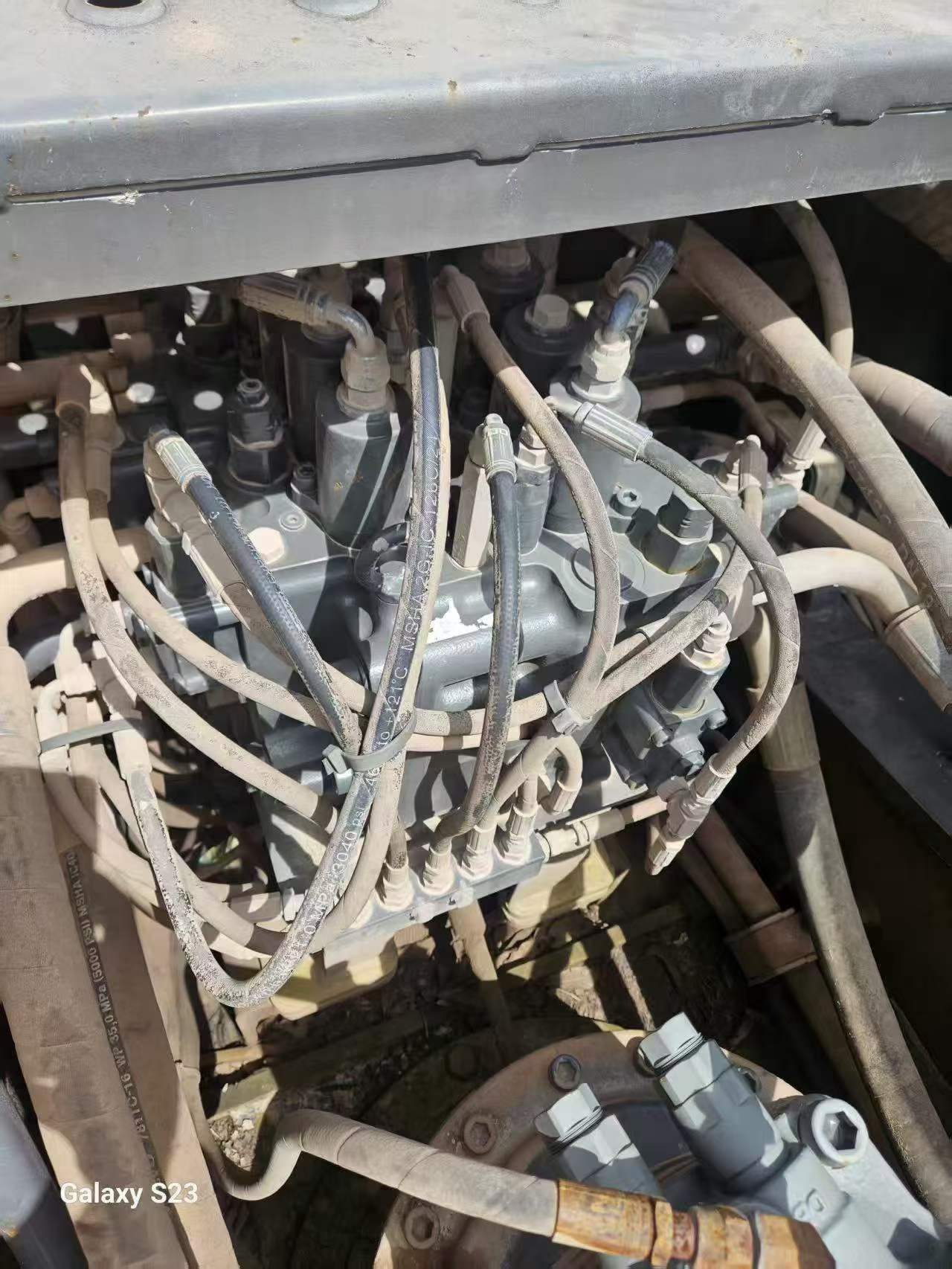 شراء حفارة Volvo EC250DL مستعملة / 4