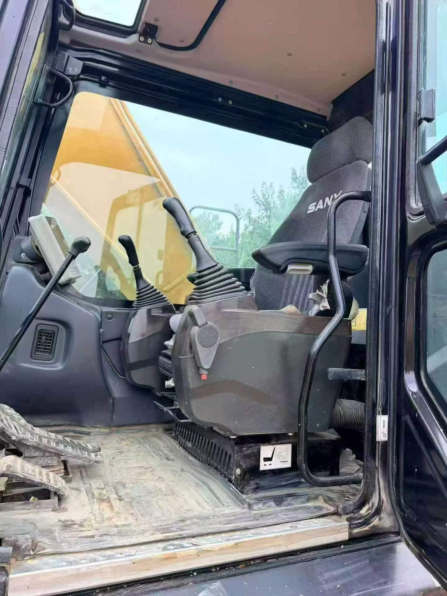 Купить Подержанный Экскаватор Sany SY265C / 7